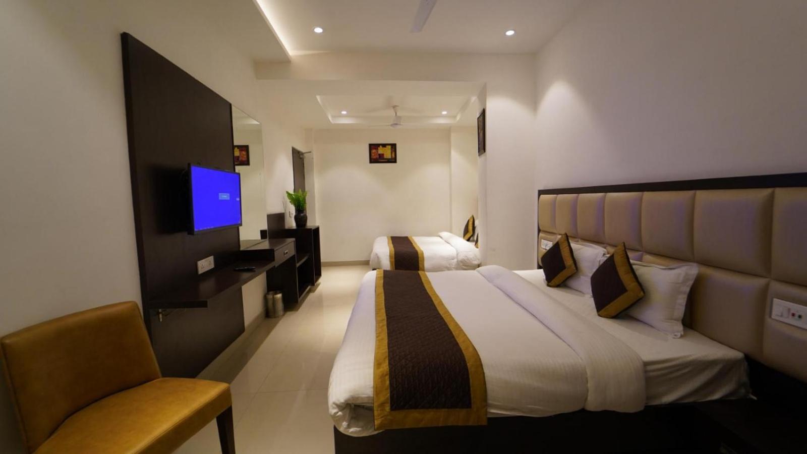 Hotel Avi Inn By JR GROUP OF Hotels 50 Meter from Golden Temple Amritsar Eksteriør bilde