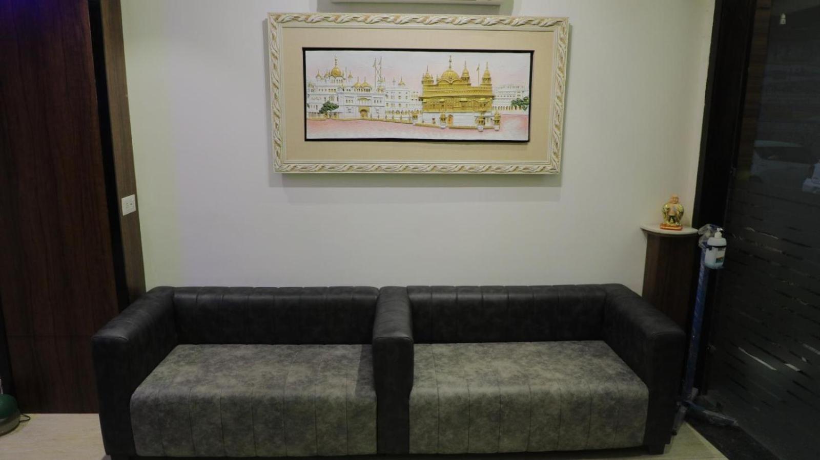 Hotel Avi Inn By JR GROUP OF Hotels 50 Meter from Golden Temple Amritsar Eksteriør bilde